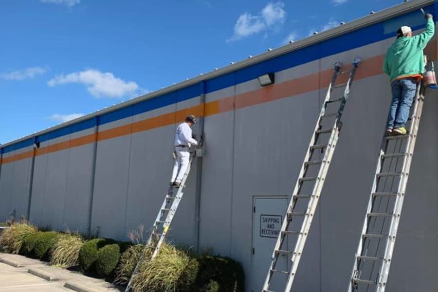 The multiple advantages of commercial painting services